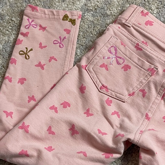 Butterfly pink jagging’s from Joe fresh size 5T with added sparkle bows - Picture 8 of 10
